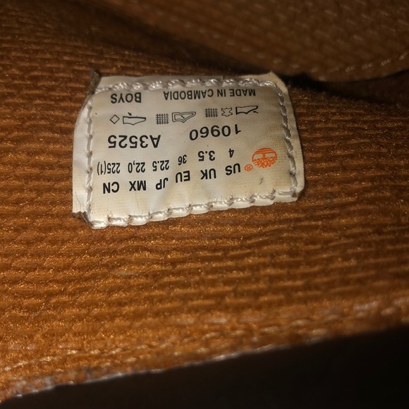 Boys Timberland boots size 4 - Picture 5 of 6